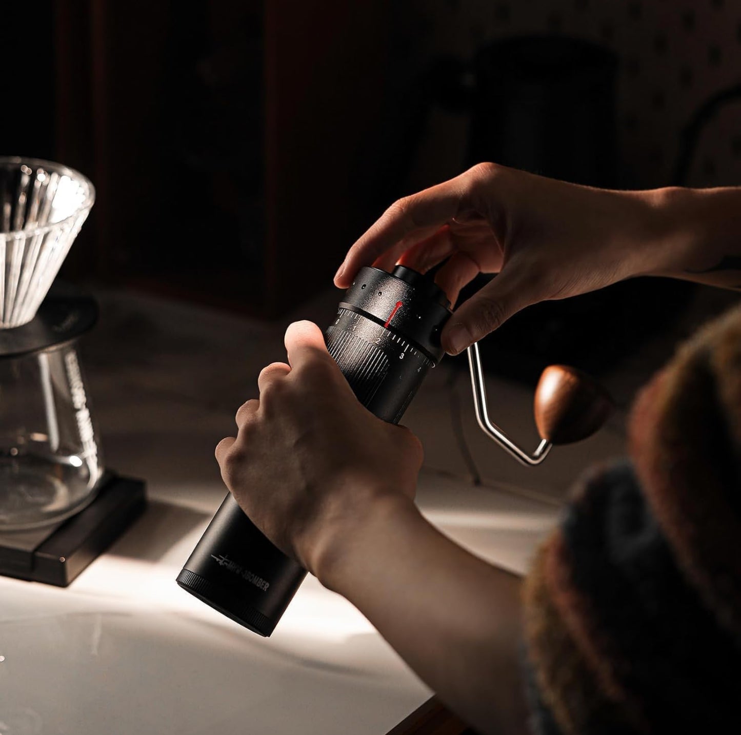 MHW-3BOMBER R3 Manual Coffee Grinder with CNC Stainless Steel Conical Burr